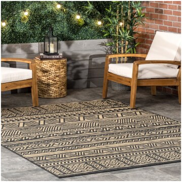 Raya Chevron Charcoal/Brown Indoor / Outdoor Area Rug